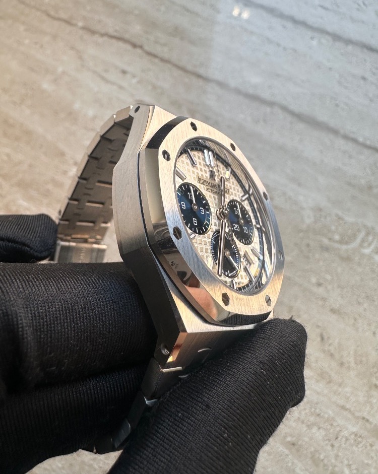 Часы AUDEMARS PIGUET Royal Oak Selfwinding Chronograph 38 mm 26315ST.OO.1256ST.01