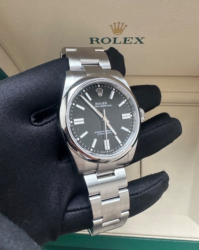 Часы Rolex Oyster Perpetual 41mm 134300