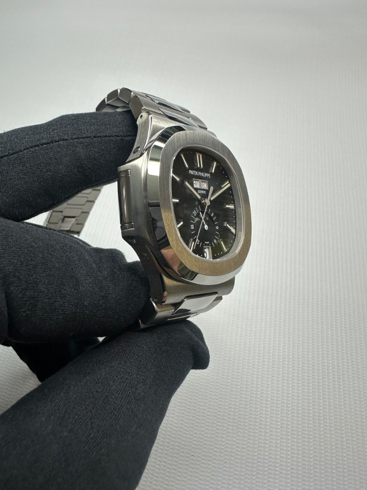 Часы Patek Philippe NAUTILUS 5726/1A-014