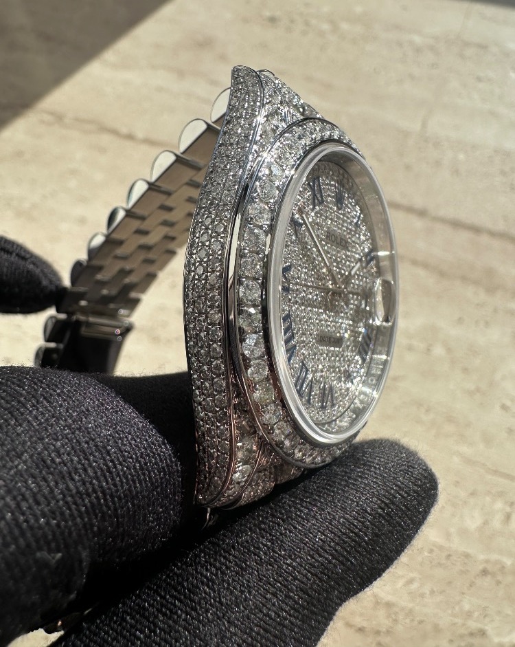 Часы Rolex DATEJUST DIAMONDS 41мм 126300FIX