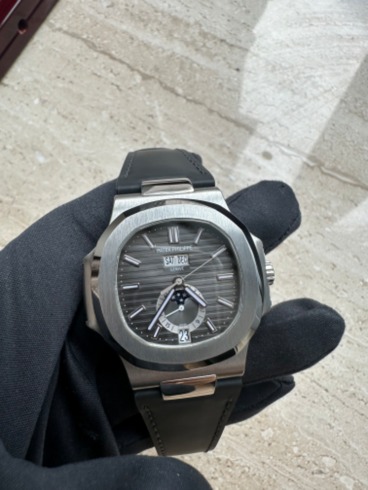 Часы Patek Philippe Nautilus 5726A-001