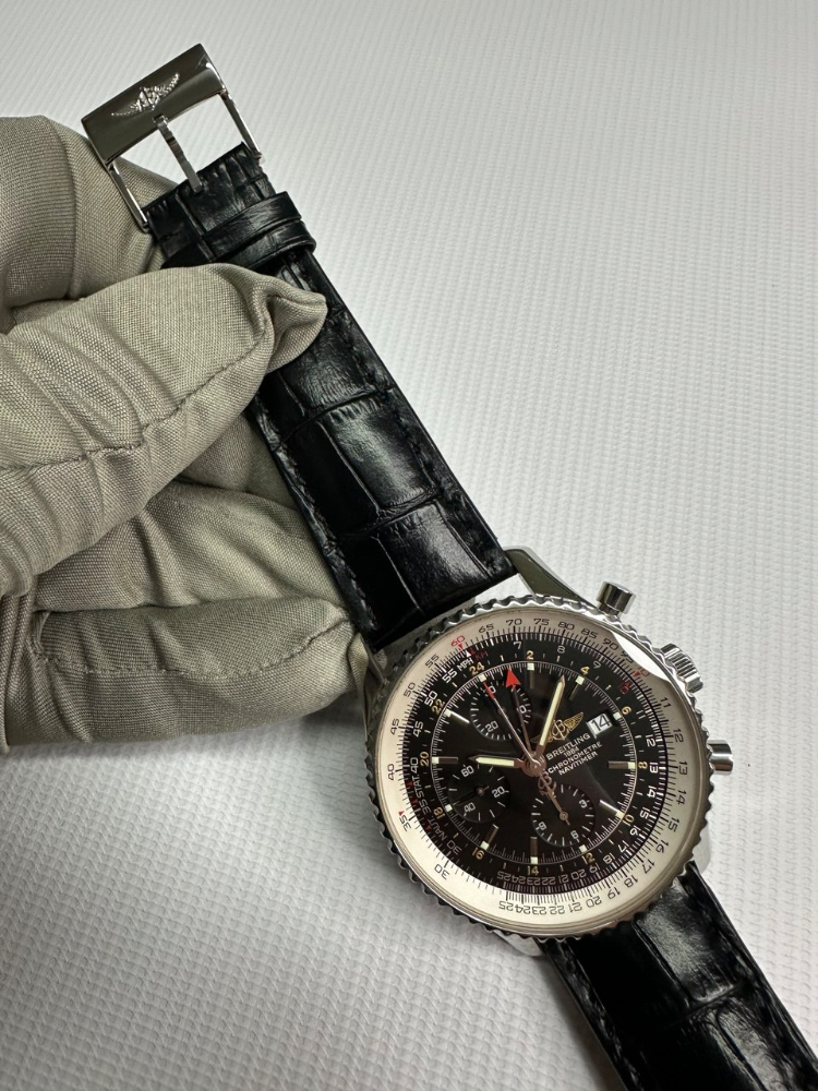 Часы Breitling Navitimer 1 Chronograph GMT 46 A24322121B1X1