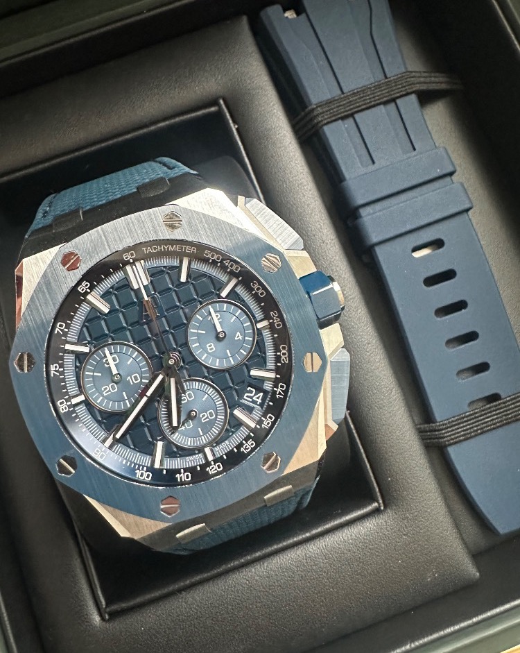 Часы AUDEMARS PIGUET ROYAL OAK OFFSHORE ХРОНОГРАФ АВТОМАТИЧЕСКИЕ 26420SO.OO.A029VE.01