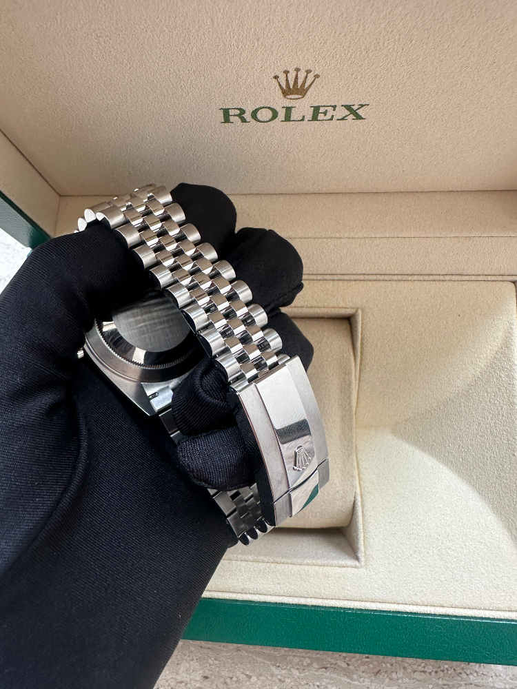 Часы Rolex Datejust 41 mm STEEL AND WHITE GOLD 126334