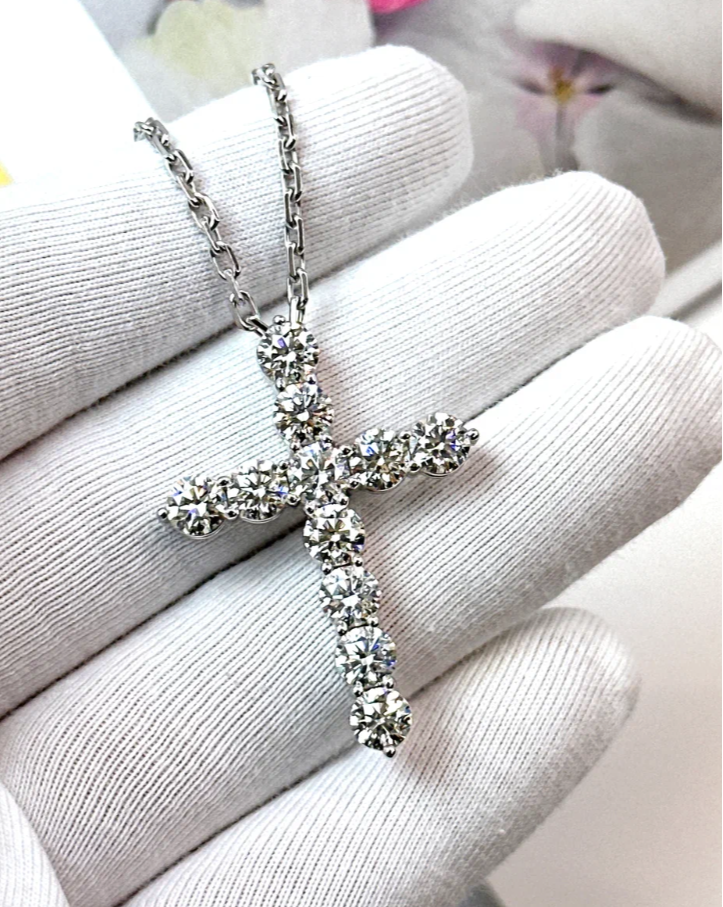 Крест DeRosa с бриллиантами 5 54 ct.