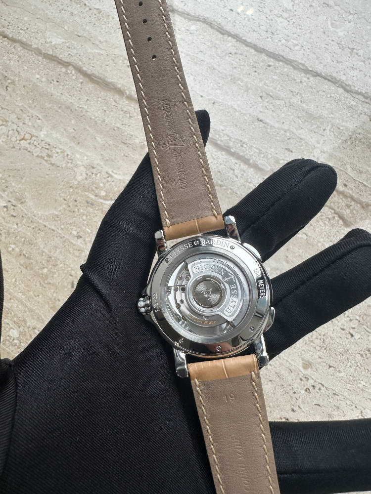 Часы Ulysse Nardin Classic Dual Time Ladies Small Seconds 243-22B/30-07