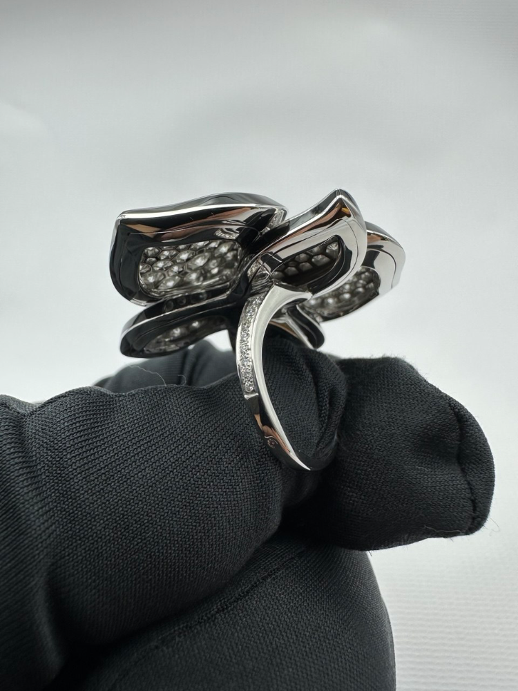 Кольцо Cartier Caresse d Orchidées N4228553