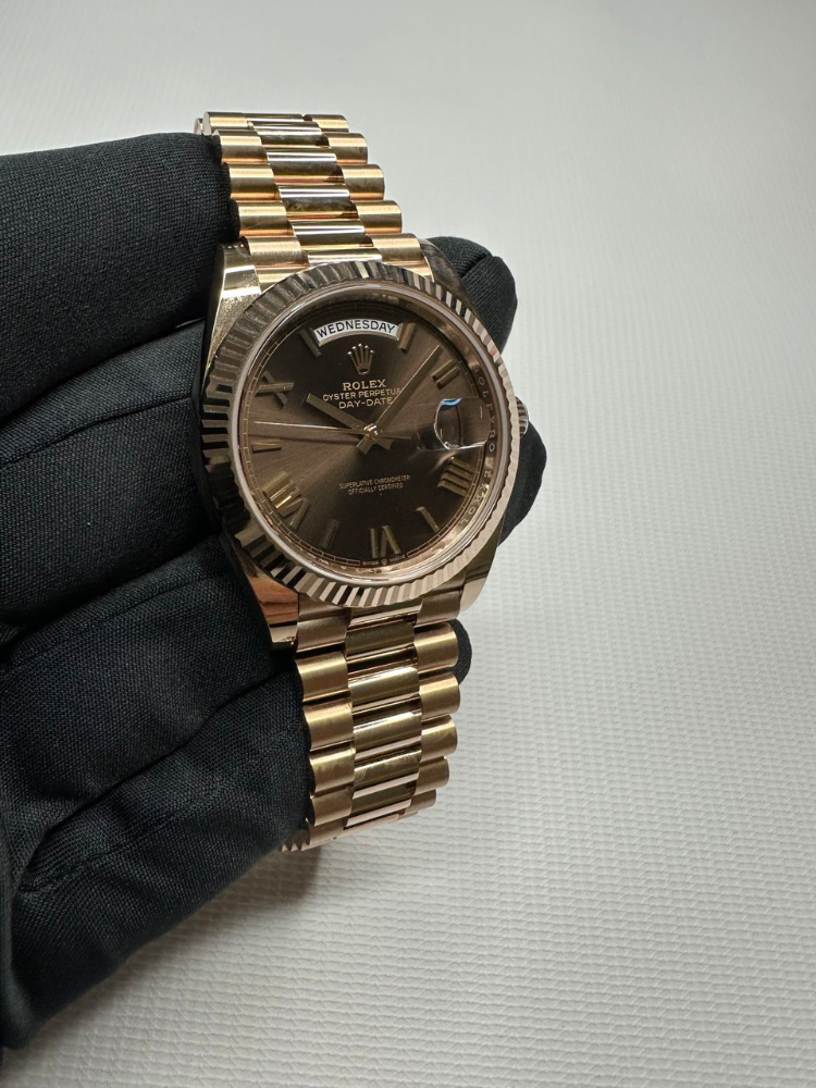 Часы Rolex Day-Date 40 mm Everose Gold 228235-0002