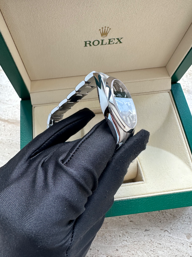Часы Rolex PERPETUAL 41мм Steel 124300-0002