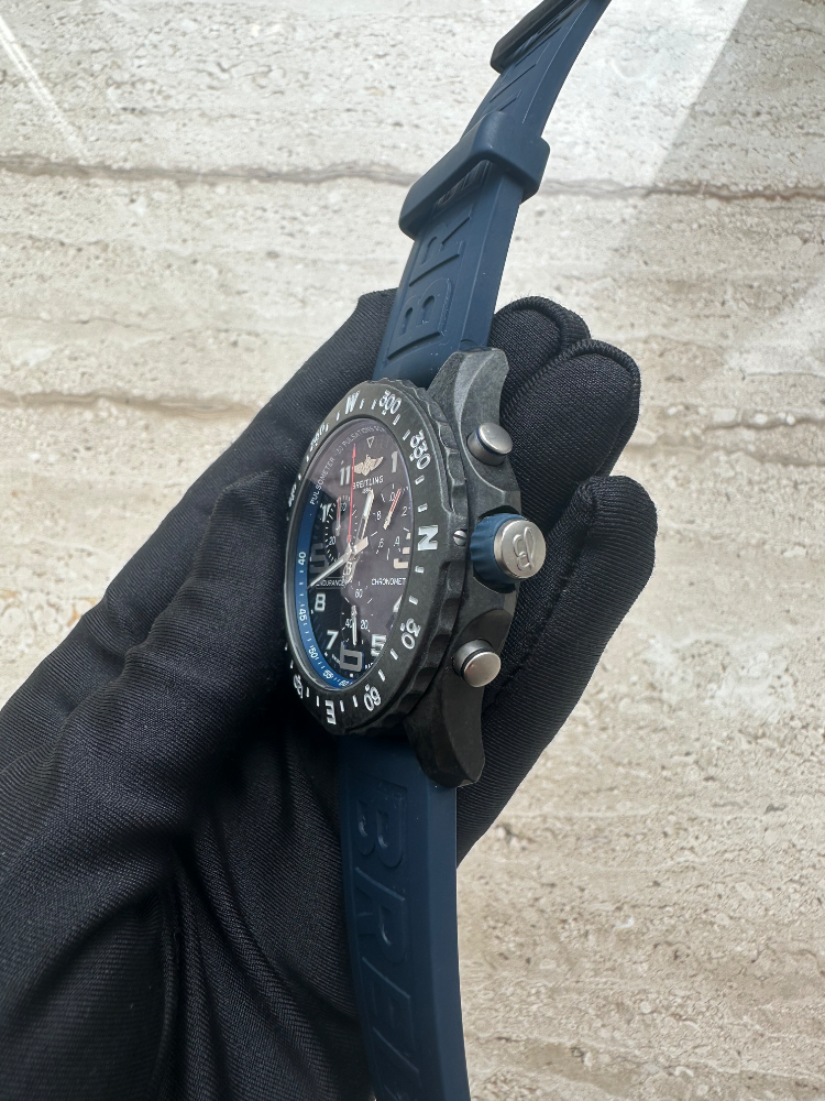 Часы Breitling ENDURANCE X82310D51B1S2
