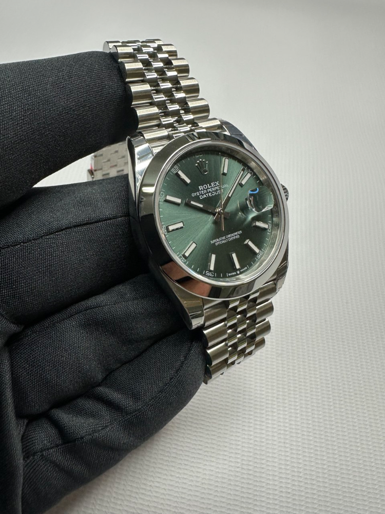 Часы Rolex Datejust 41mm Steel 126300-0020