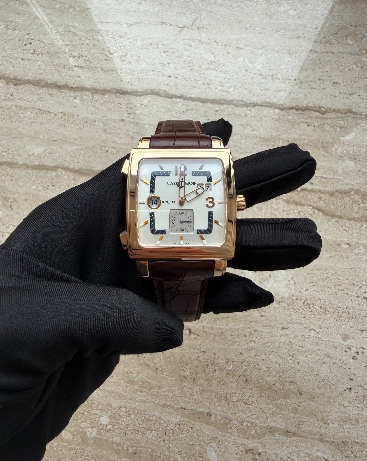 Часы Ulysse Nardin DUAL TIME QUADRATO 246-92/600