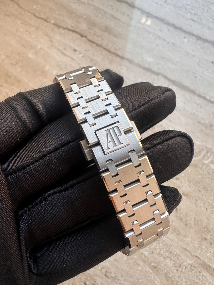 Часы AUDEMARS PIGUET Royal Oak Selfwinding Chronograph 38 mm 26315ST.OO.1256ST.01