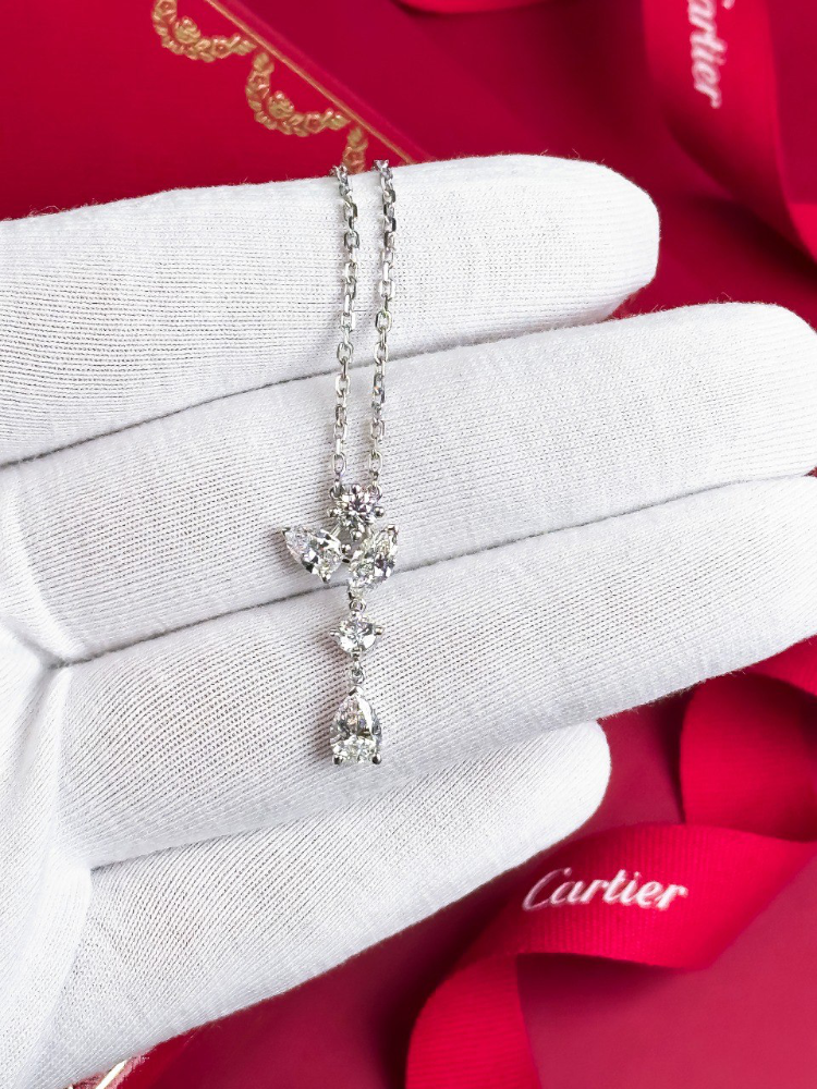 Колье Cartier Diamants Classiques N7062800