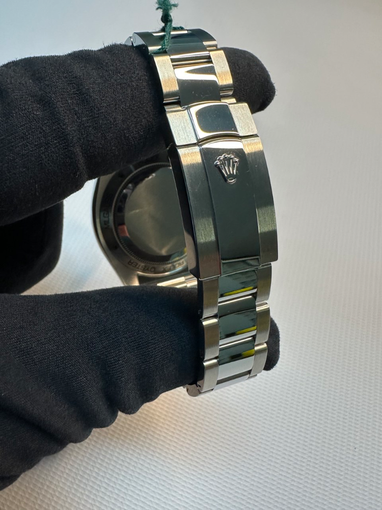 Часы Rolex Milgauss 40mm Steel 116400GV