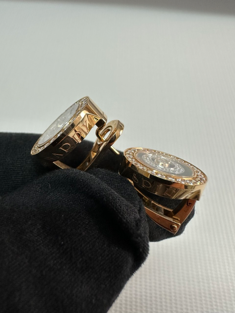 Серьги Chopard Happy Spirit 845422-9001