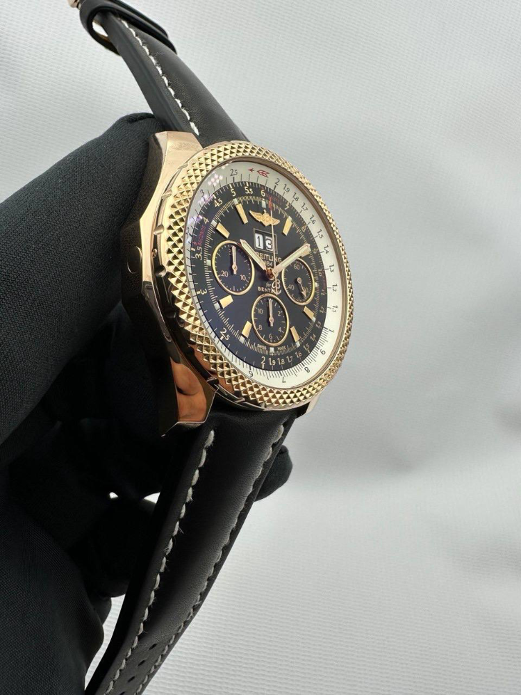 Часы Breitling FOR BENTLEY 6.75 BIG DATE CHRONOGRAPH K44362
