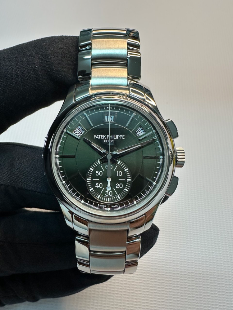 Часы Patek Philippe Complications 5905/1A-001