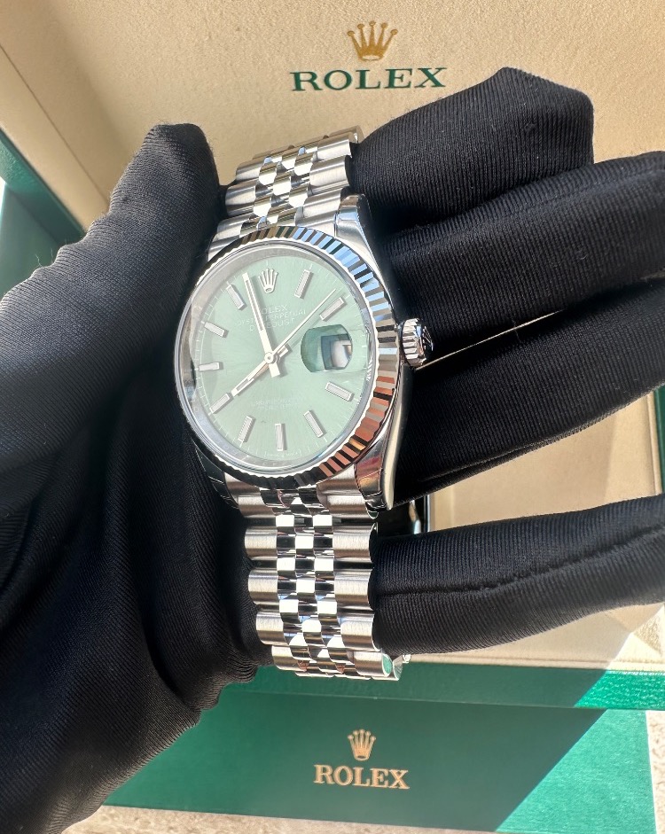 Часы Rolex Datejust 36mm Steel and White Gold 126234-0051