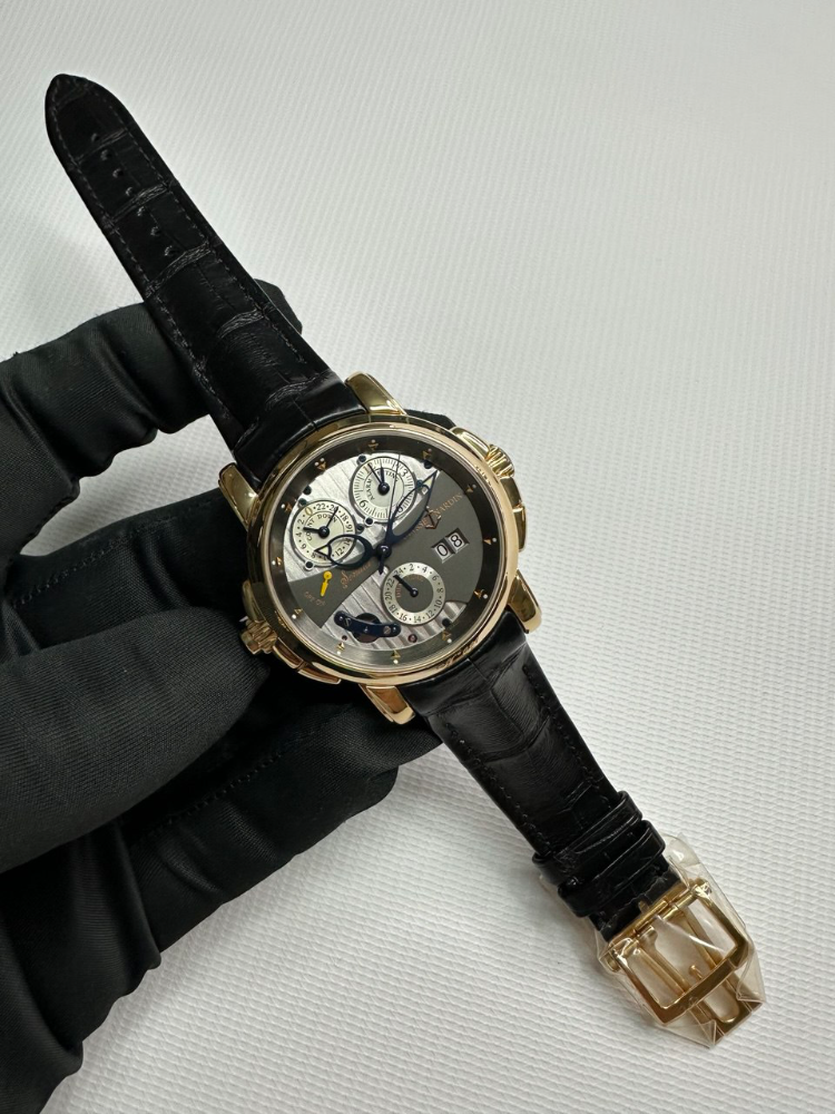 Часы Ulysse Nardin COMPLICATIONS (SPECIALITIES) SONATA CATHEDRAL DUAL TIME