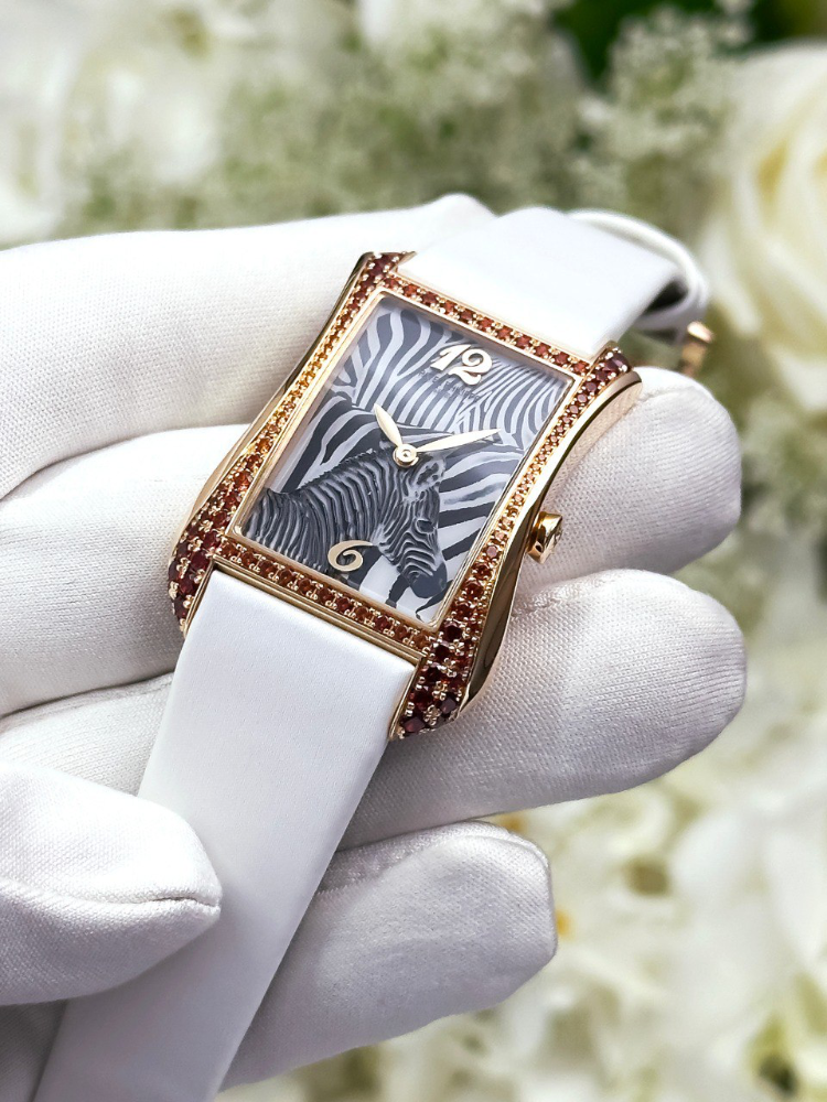 Часы Patek Philippe GONDOLO SERATA JOAILLERIE 4962/200R-010