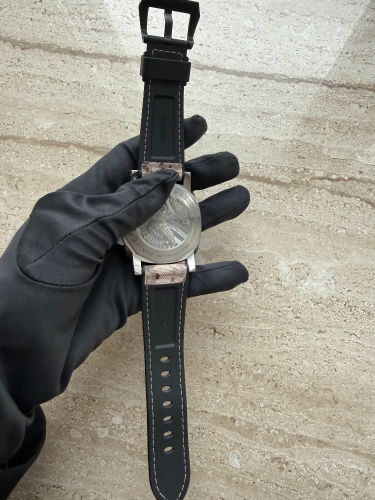 Часы Panerai Submersible Navy SEALs Titanio PAM01669