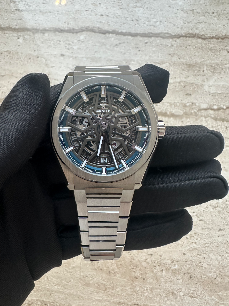 Часы Zenith Defy 95.9000.670/78.M9000