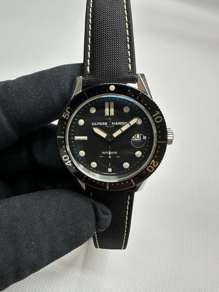 Часы Ulysse Nardin Diver Automatic 42мм 3203-950