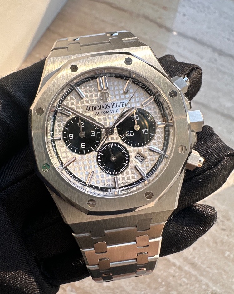 Часы AUDEMARS PIGUET Royal Oak Chronograph 41 mm 26331ST.OO.1220ST.03