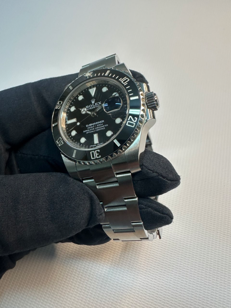 Часы Rolex SUBMARINER DATE 40MM STEEL CERAMIC 116610LN