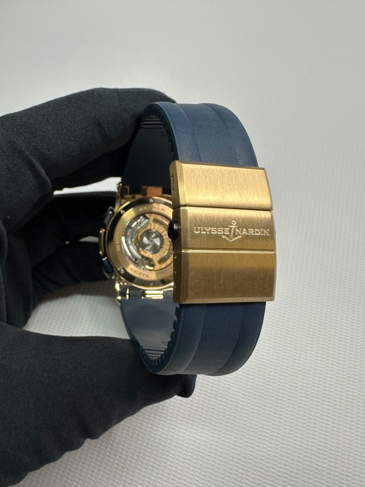 Часы Ulysse Nardin Executive Dual Time 246-00/43