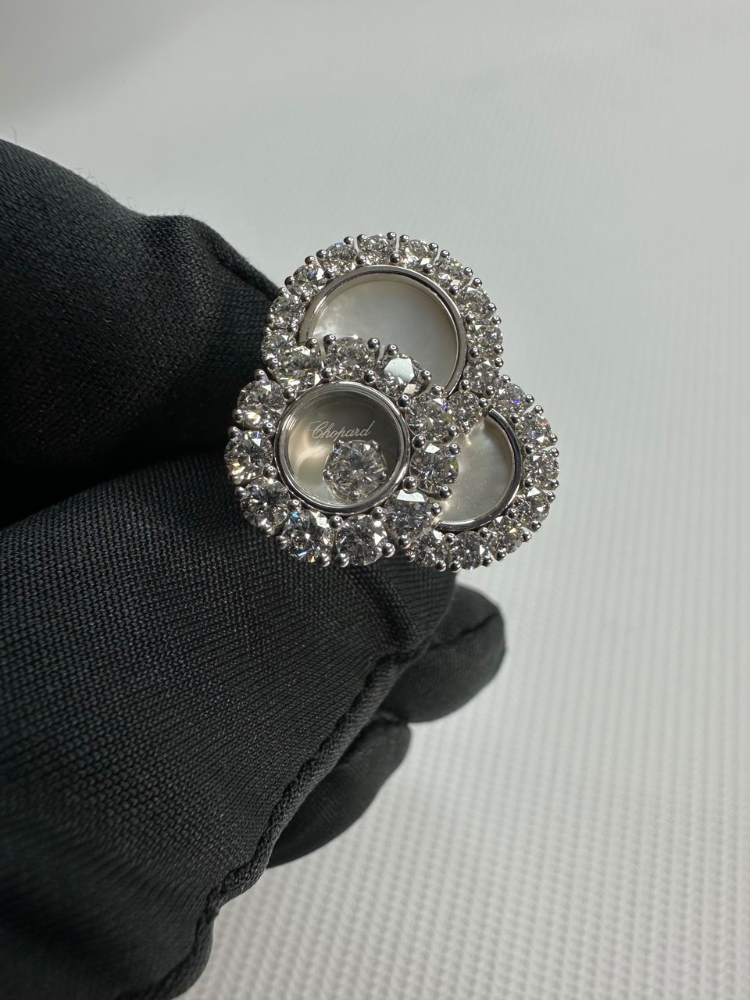 Кольцо с бриллиантом Chopard Happy Diamonds кольцо 829882-1010