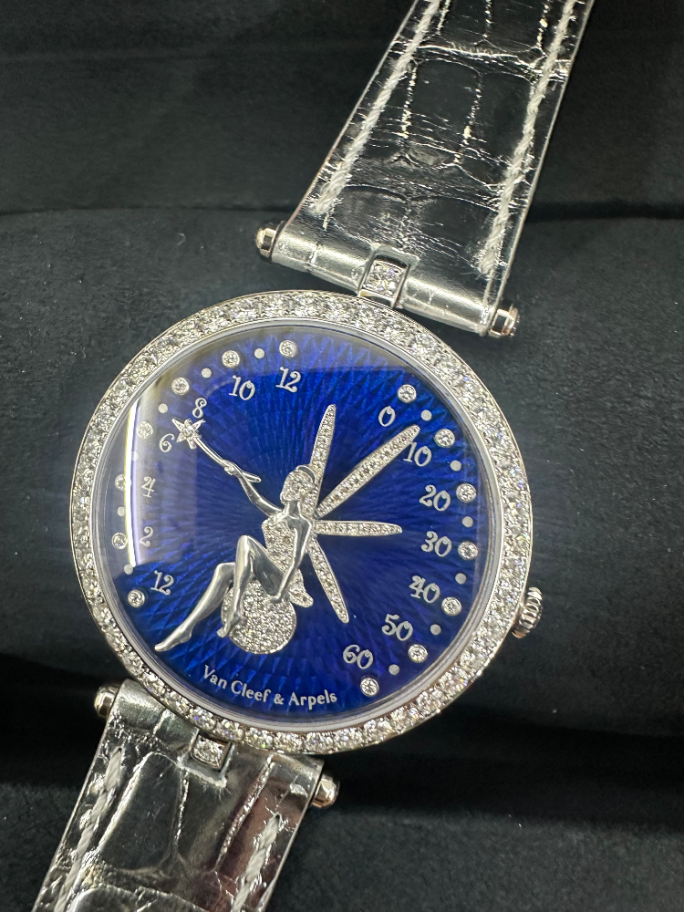 Часы Van Cleef & Arpels Lady Arpels Féerie VCARO8T500