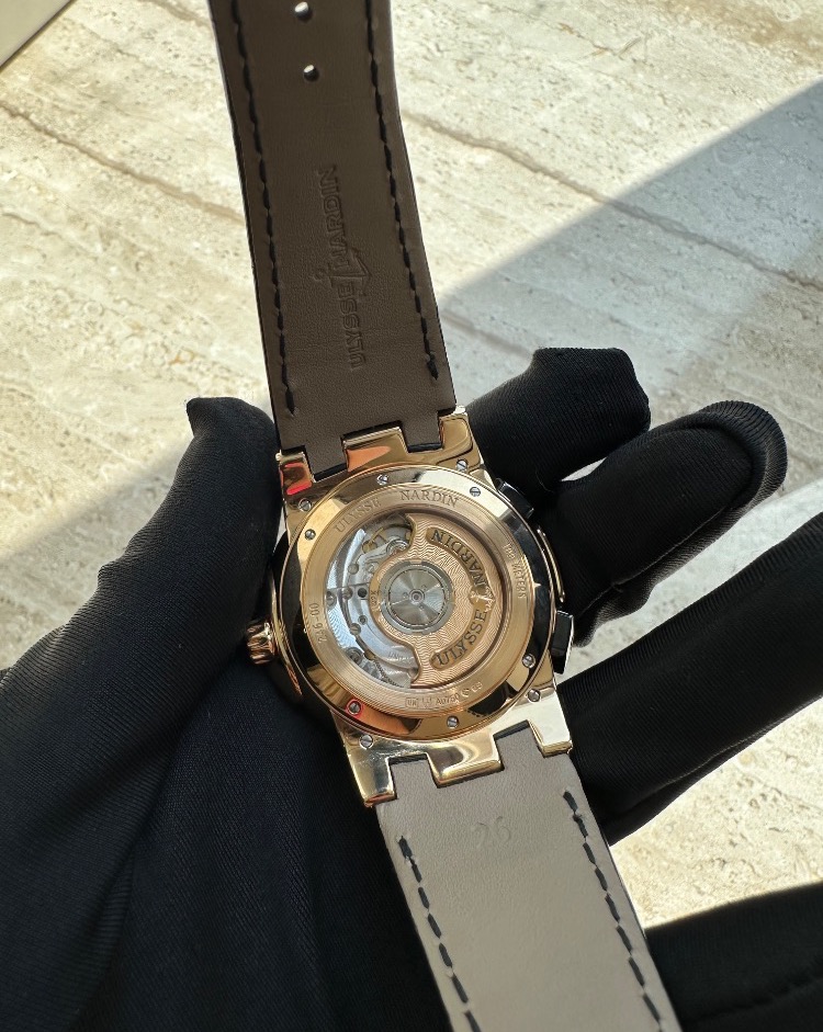 Часы Ulysse Nardin EXECUTIVE DUAL TIME 43мм ROSE GOLD 246-00.