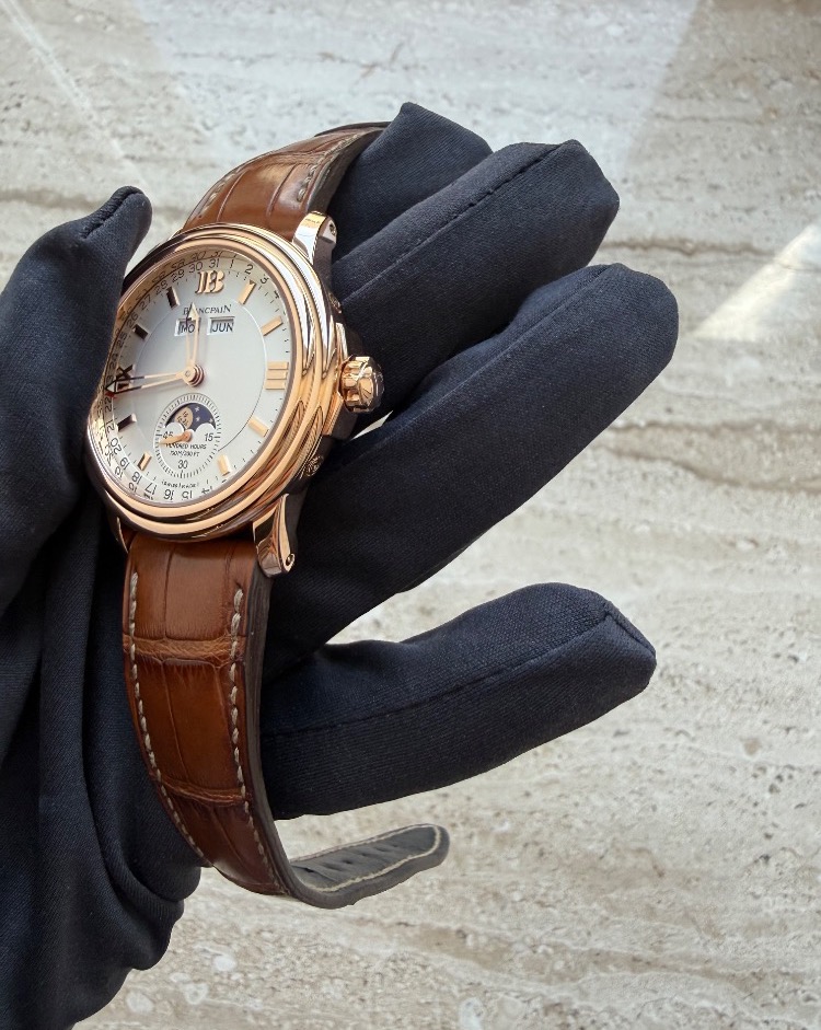Часы Blancpain Léman Moonphase 18K Yellow Gold 2763