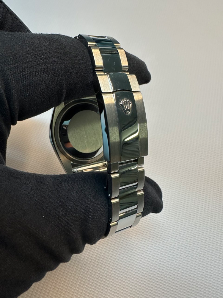 Часы Rolex DATEJUST 116244-0019 Black mother-of-pearl diamonds