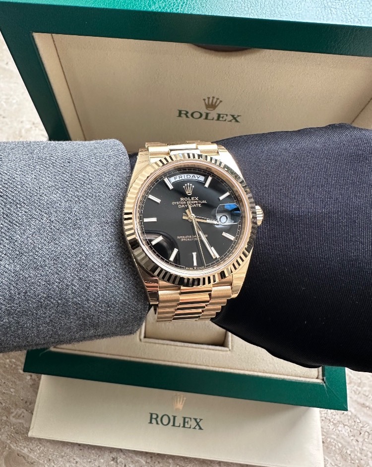 Часы Rolex Day-Date 40мм 228238-0067