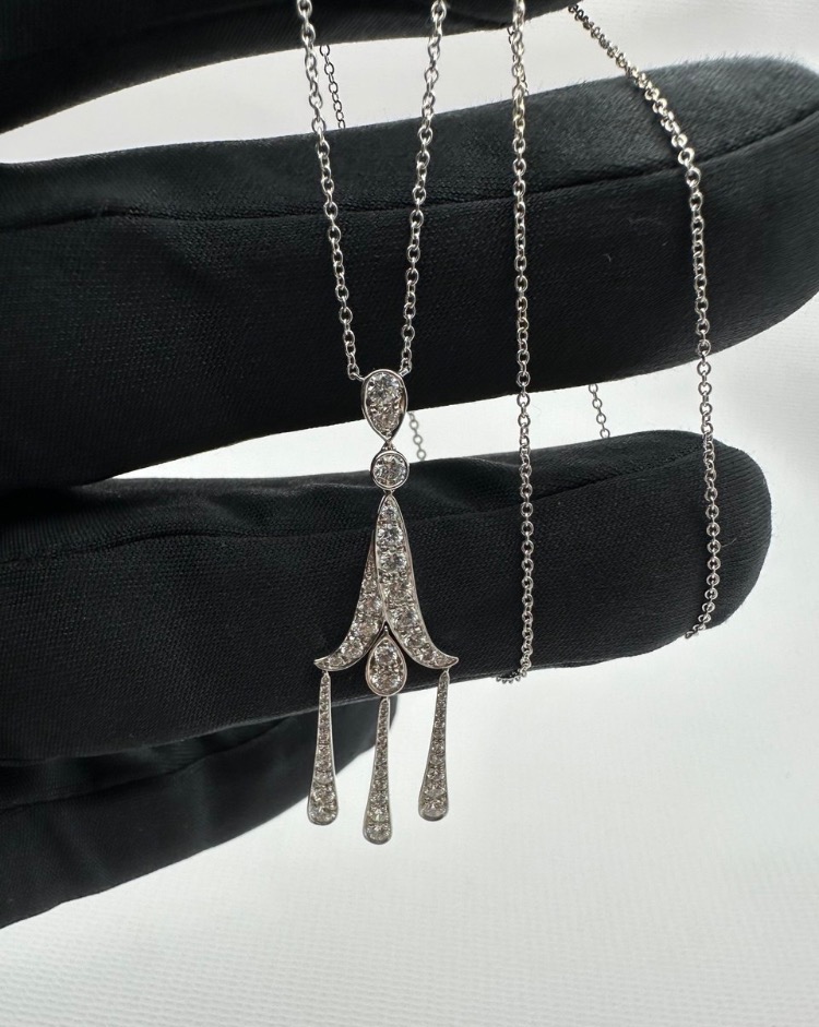 Подвеска Tiffany&Co. Legacy Collection.