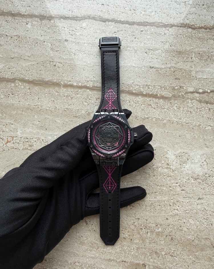 Часы Hublot Big Bang Sang Bleu All Black Pink 39 mm 465.CS.1119.VR.1233.MXM18