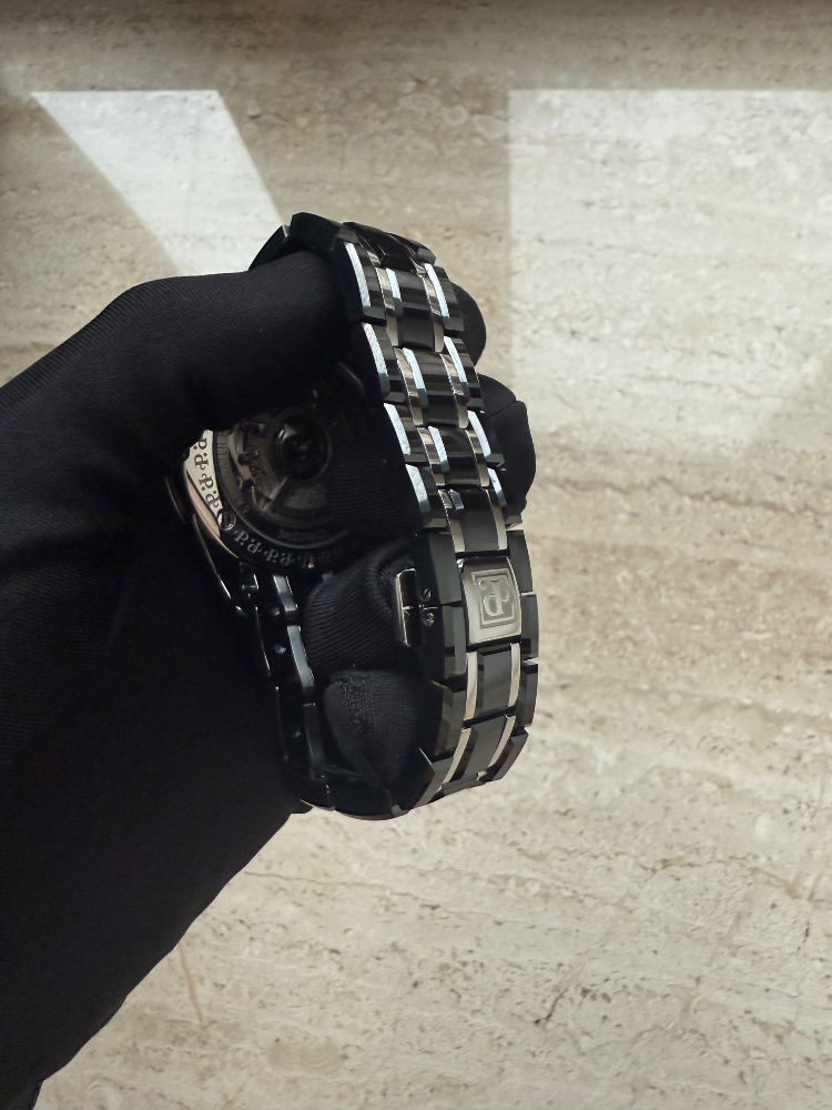 Часы Perrelet Diamond Flower Ceramic A2040