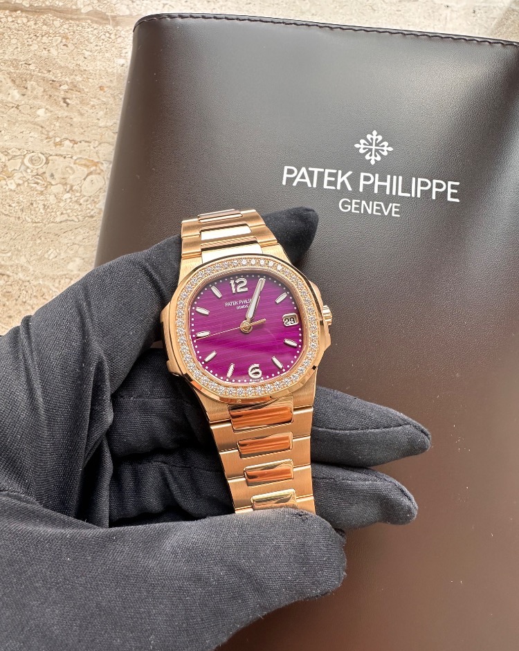 Часы Patek Philippe NAUTILUS LADY 7010/1R-013