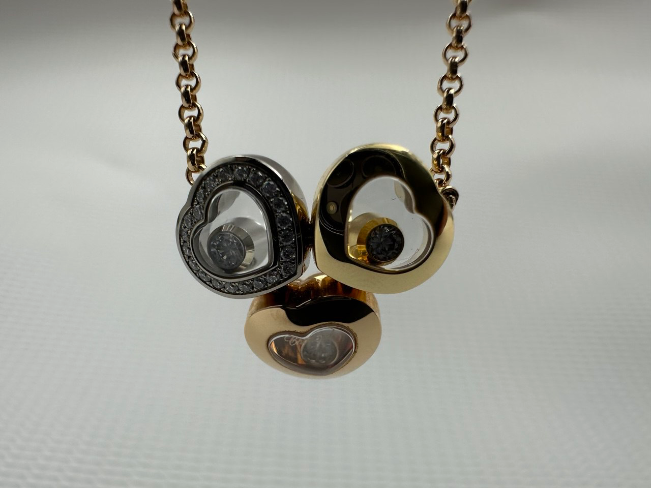 Подвеска Chopard TRILOGY OF HEARTS DIAMOND 819390-9002