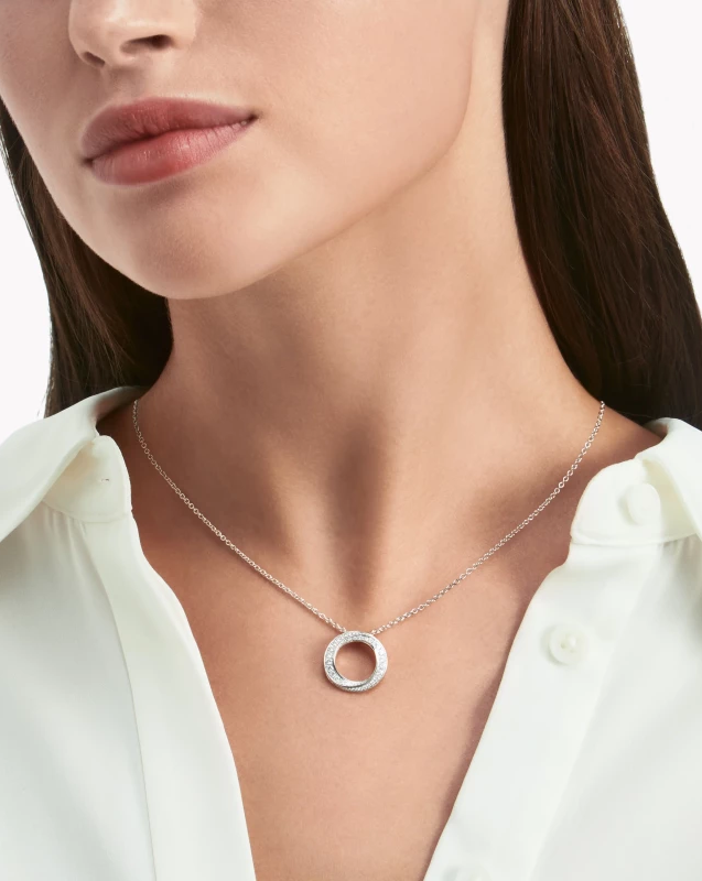 Подвеска Graff SPIRAL PAVÉ DIAMOND PENDANT RGP599