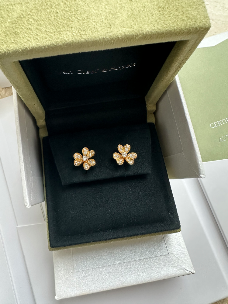 Серьги Van Cleef & Arpels Frivole миниатюрная модель VCARP24200