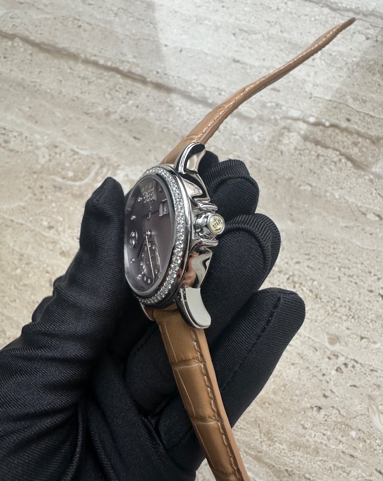 Часы Ulysse Nardin Classic Dual Time Ladies Small Seconds 243-22B/30-07