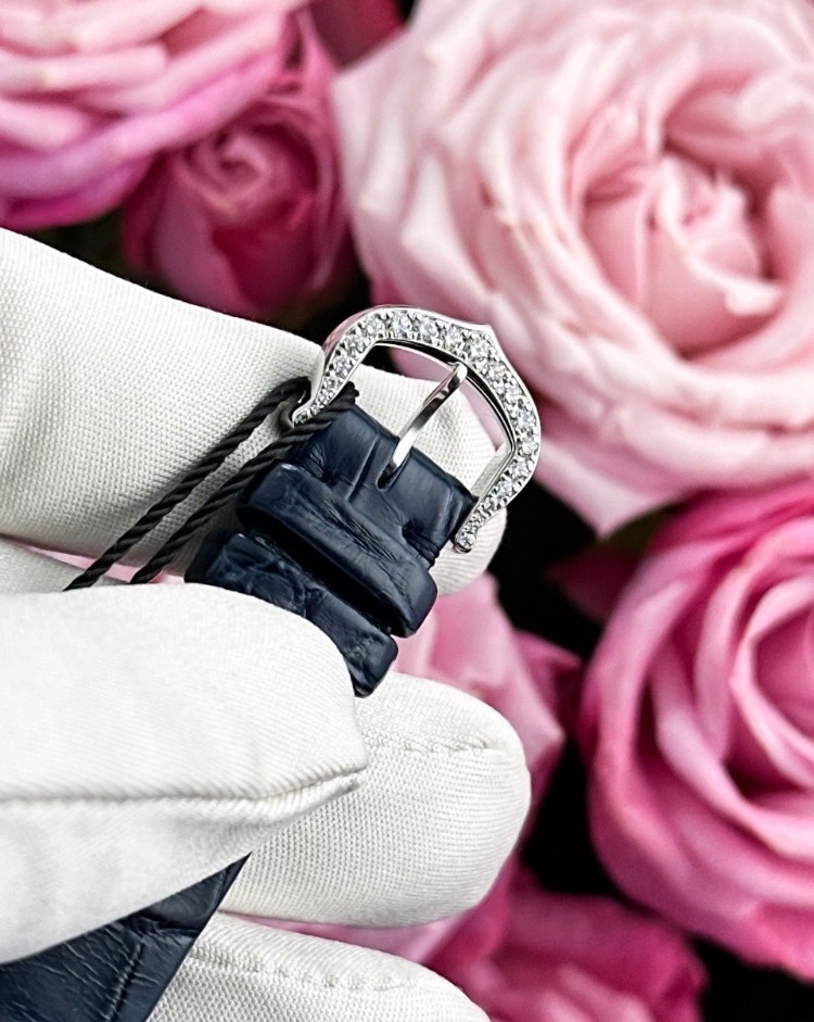 Часы Cartier BAIGNOIRE WJBA0060