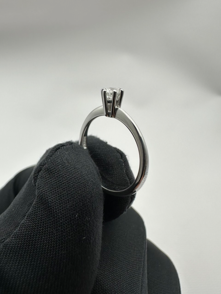 Кольцо с бриллиантом Damiani Engagement Rings 0 27ct 20012894