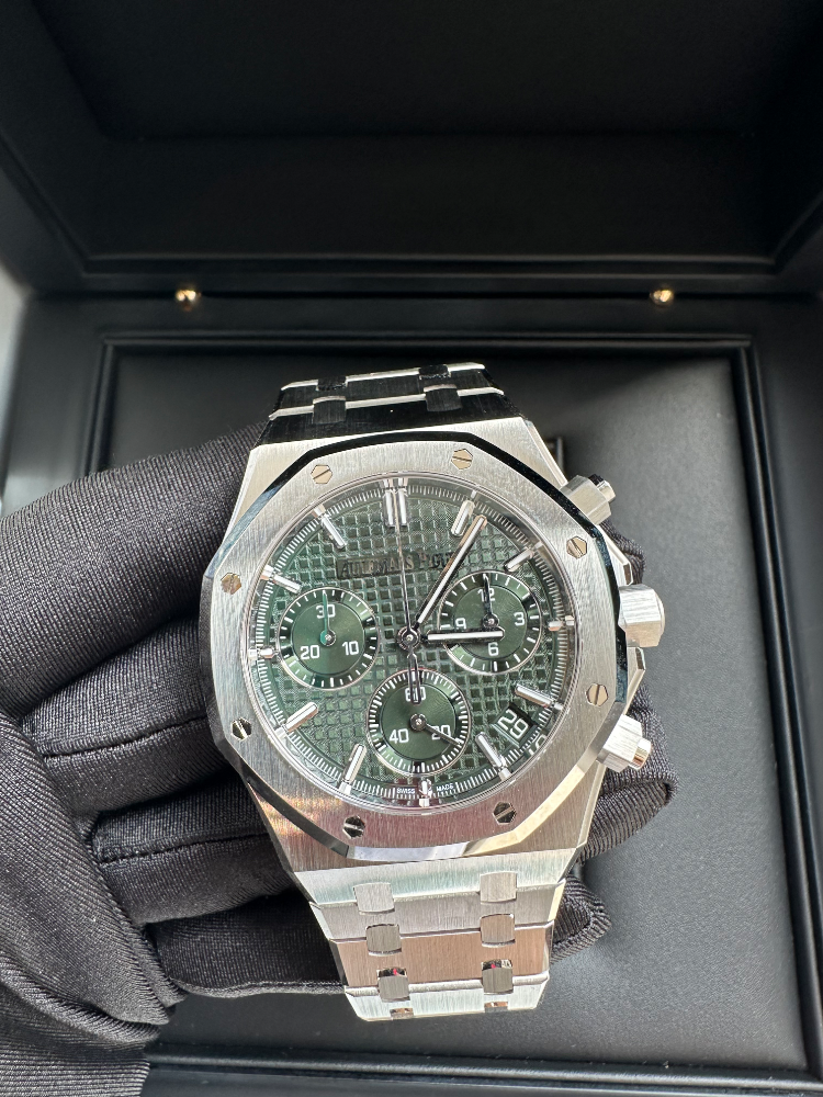 Часы AUDEMARS PIGUET ROYAL OAK SELFWINDING CHRONOGRAPH 26240ST.OO.1320ST.08