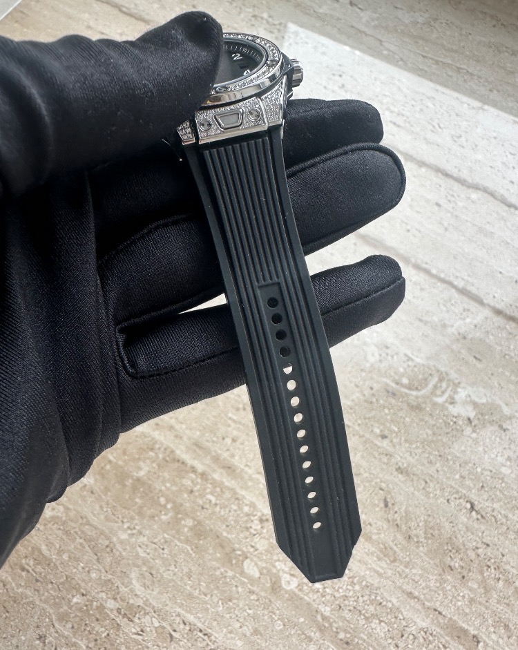 Часы Hublot Big Bang One Click Steel Pave 485.SX.1170.RX.1604