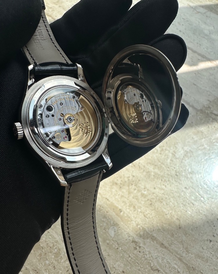 Часы Patek Philippe CALATRAVA 5227G-001